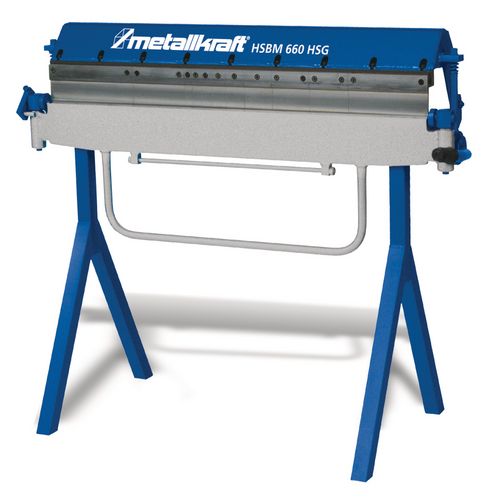 Abbildung zeigt Schwenkbiegemaschine mit montiertem Anbausatz