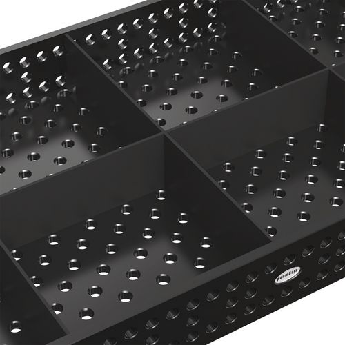 Konstruktion durch Rippen verstärkt