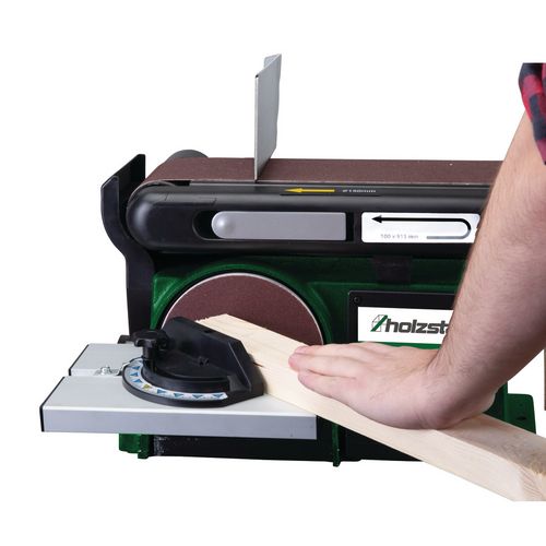 Beidseitig um 60° schwenkbarer Gehrungsanschlag im Lieferumfang enthalten