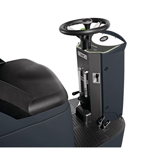 Mechanische Bedienung der Bürsten und Absaugleiste über Hebel 