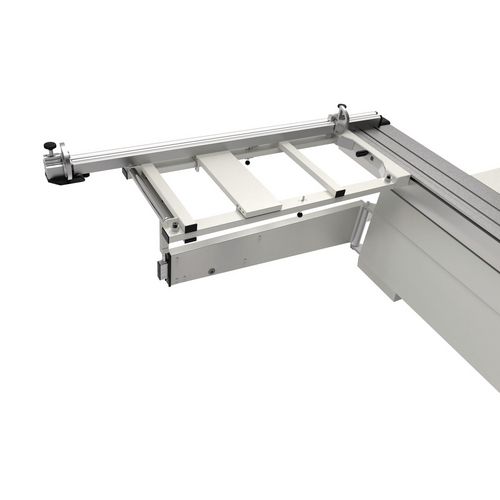 Gut ablesbare Gradanzeige für die SägeblattschwenkungZehntelgenau